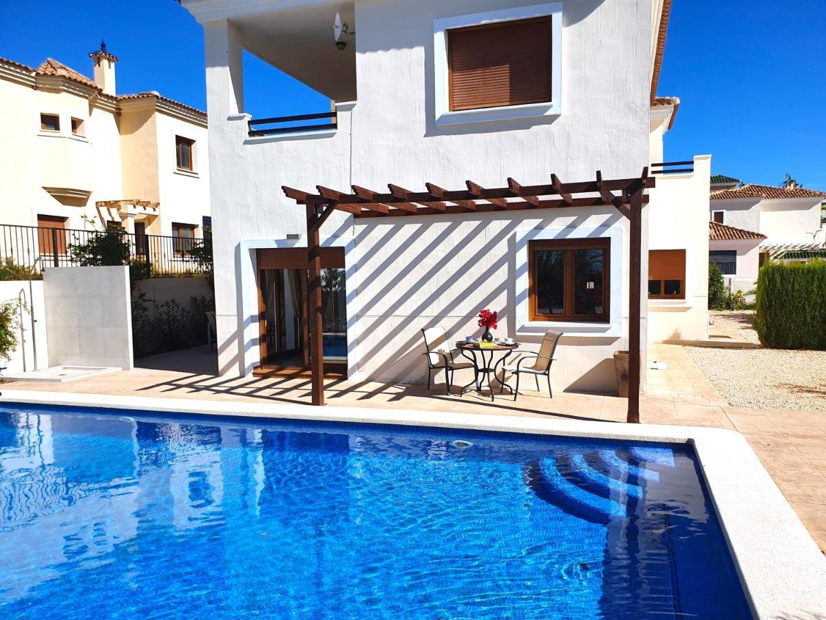 Jacaranda Altaona Golf Villa *